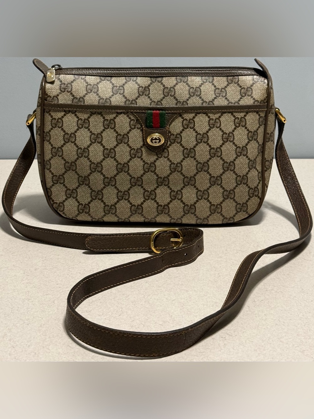 Gucci Vintage GG Supreme Canvas Sherry Line Shoulder Bag